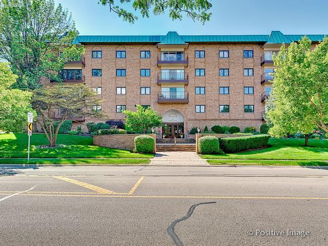 40 S Main St. #5B, Glen Ellyn, IL 60137