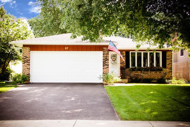 97 Kenilworth Ave., Glen Ellyn, IL 60137