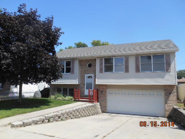 8 S Emery St., Joliet, IL 60436