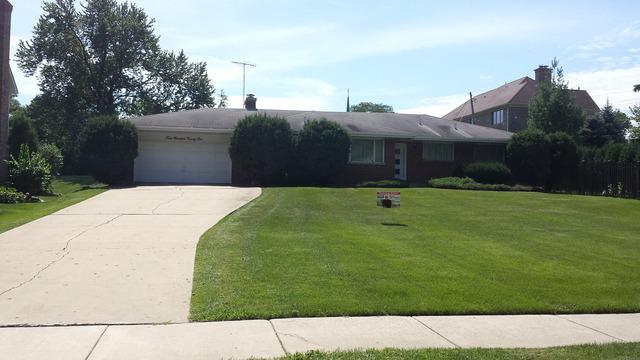 421 Ruby St., Clarendon Hills, IL 60514
