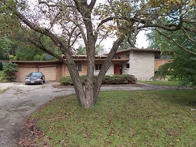 319 Sugar Valley Rd., Joliet, IL 60433