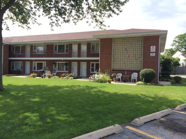 1101 E Algonquin Rd. #9, Arlington Heights, IL 60005
