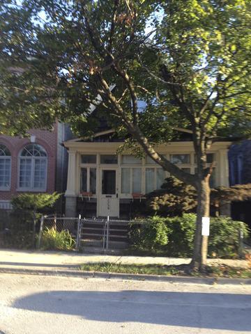 1734 W Henderson St., Chicago, IL 60657