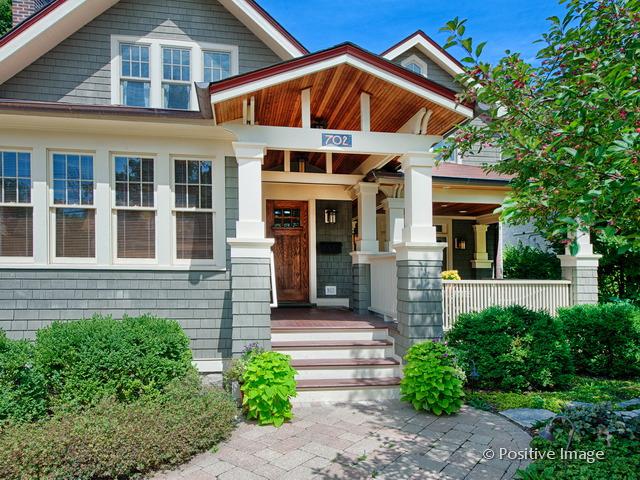 702 Hill Ave., Glen Ellyn, IL 60137