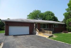 3 Liberty Dr., Lemont, IL 60439