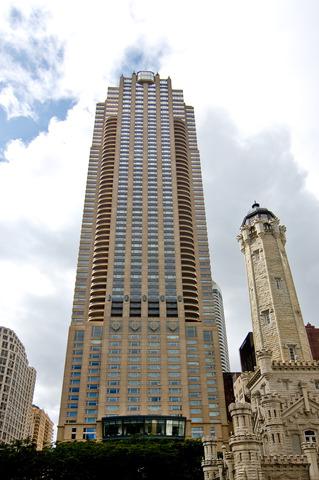 800 N Michigan Ave. #4703, Chicago, IL 60611