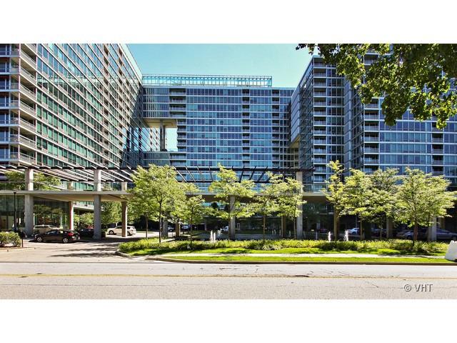 9715 Woods Dr. #411, Skokie, IL 60077