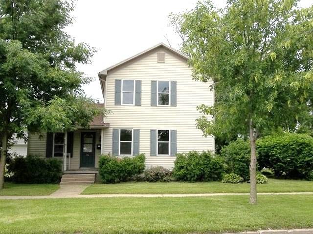 14 N Metcalf Ave., Amboy, IL 61310