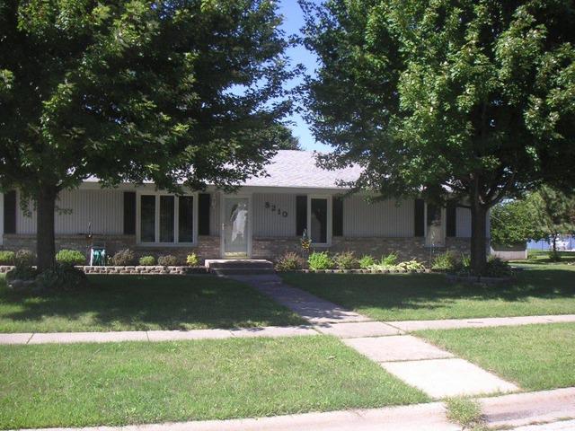 8210 Tetterhall Ln., Machesney Park, IL 61115