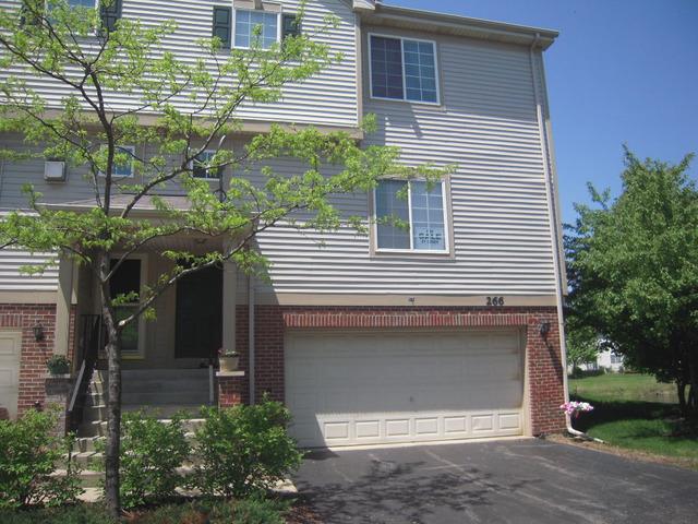 266 Monarch Dr., Streamwood, IL 60107
