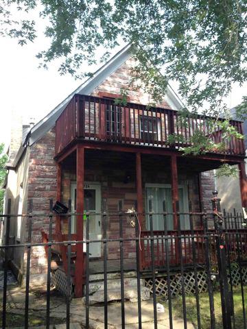 1724 N Ridgeway Ave., Chicago, IL 60647
