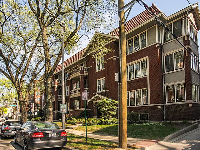 809 Washington Blvd. #2, Oak Park, IL 60302