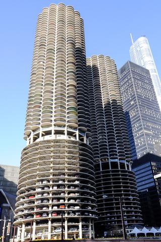 300 N State St. #2404, Chicago, IL 60654