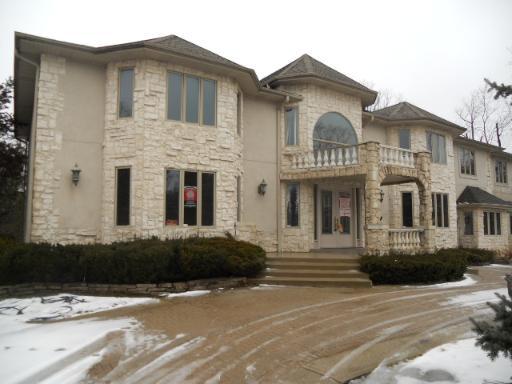 210 Cottonwood Rd., Northbrook, IL 60062