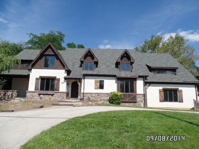 15W622 74th St., Burr Ridge, IL 60527