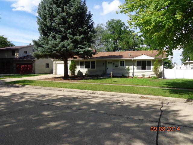 1819 Margaret Ln., Dekalb, IL 60115