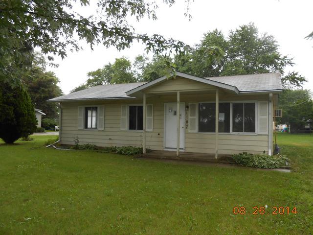 1107 N Chapel Hill Rd., Mchenry, IL 60051