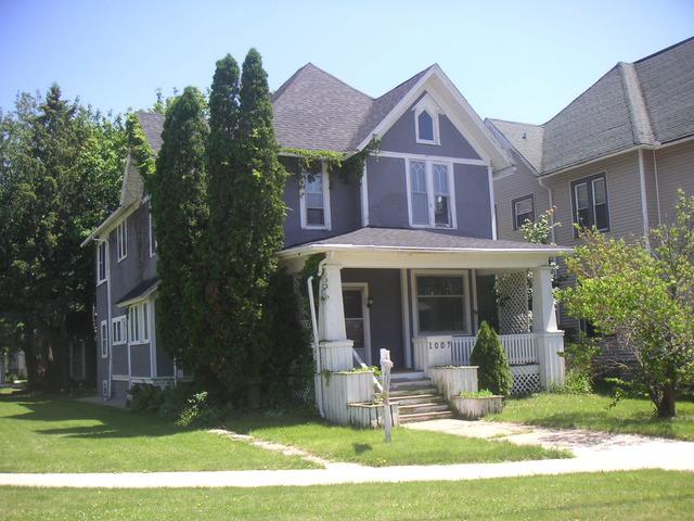 1007 Harlem Blvd., Rockford, IL 61103
