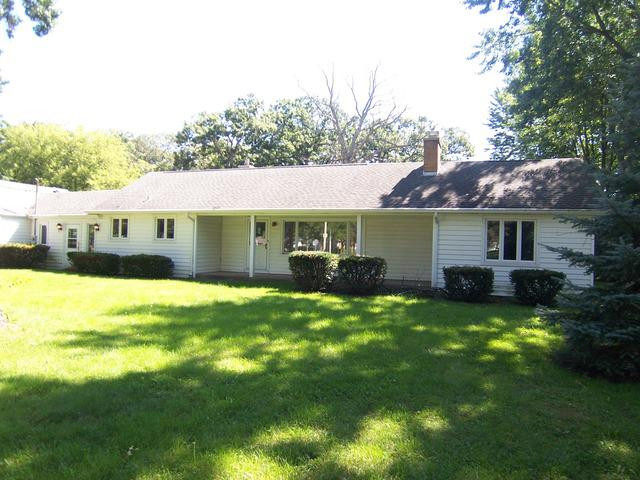 3015 W Lincoln Rd., Mchenry, IL 60051