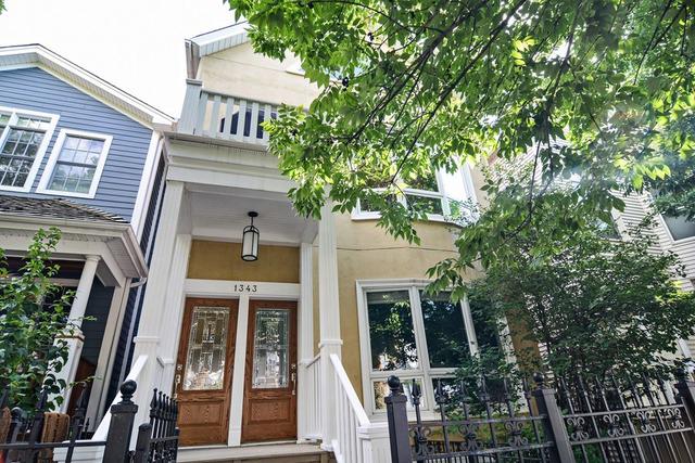 1343 W Nelson St. #2, Chicago, IL 60657