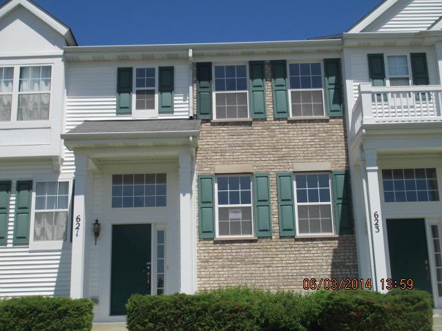 621 Lincoln Station Dr., Oswego, IL 60543