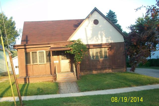 315 N Third St., Hoopeston, IL 60942