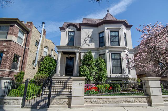 1442 W Berteau Ave., Chicago, IL 60613