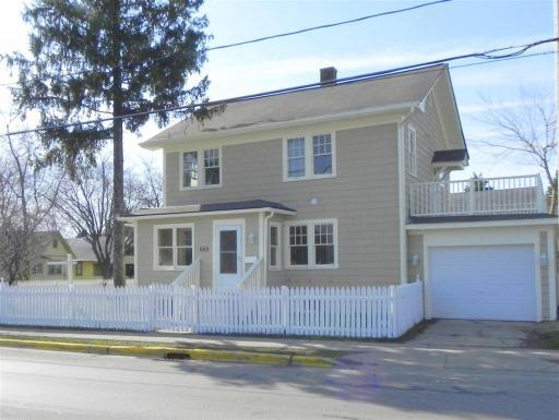 645 5th Ave., Aurora, IL 60505