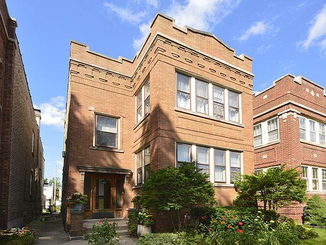 5822 N Campbell Ave., Chicago, IL 60659