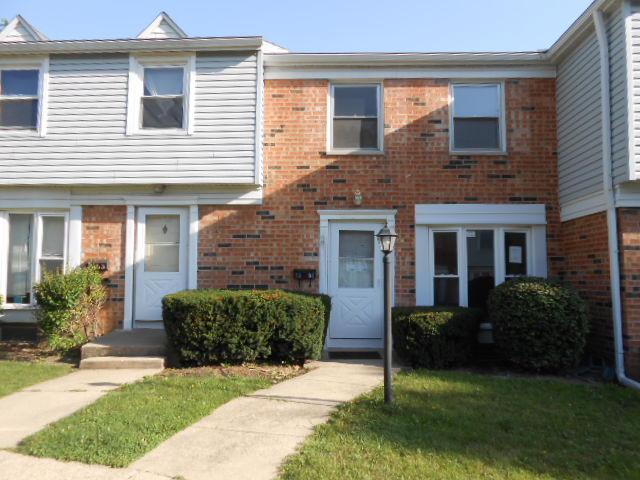1054 Ashton Ct., Streamwood, IL 60107