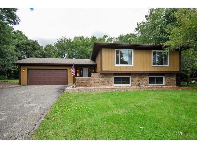 43W371 Thornapple Tree Rd., Sugar Grove, IL 60554