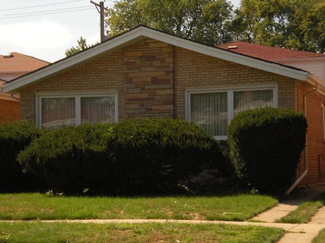 9024 S Yates Ave., Chicago, IL 60617