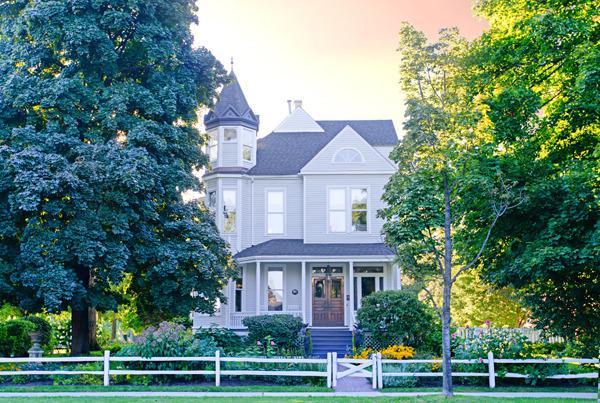 301 Sheridan Rd., Wilmette, IL 60091