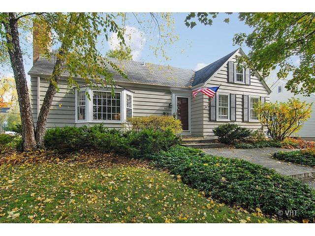 611 S Division St., Barrington, IL 60010