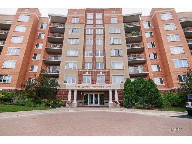 1 N Beacon Pl. #712, La Grange, IL 60525