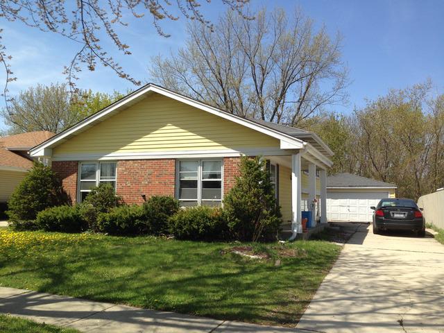 1022 Fulton Dr., Streamwood, IL 60107