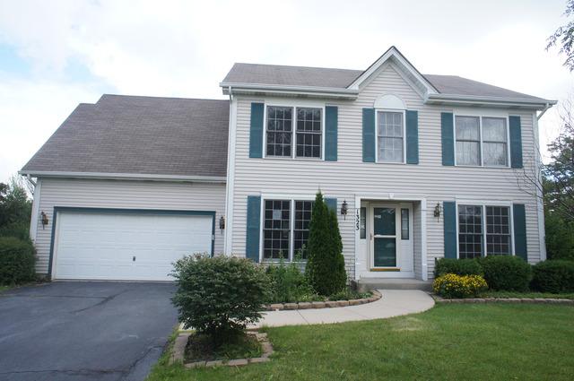 1323 Winterberry Ct., North Aurora, IL 60542