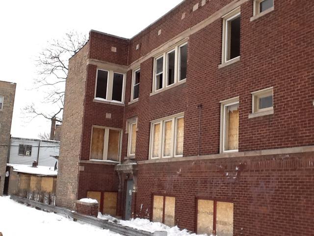 11022 S Vernon Ave., Chicago, IL 60628