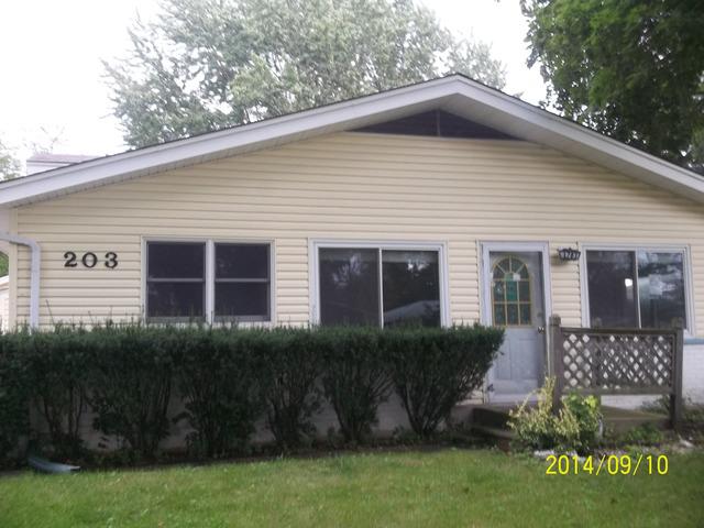 203 Westwood Dr., Park Forest, IL 60466