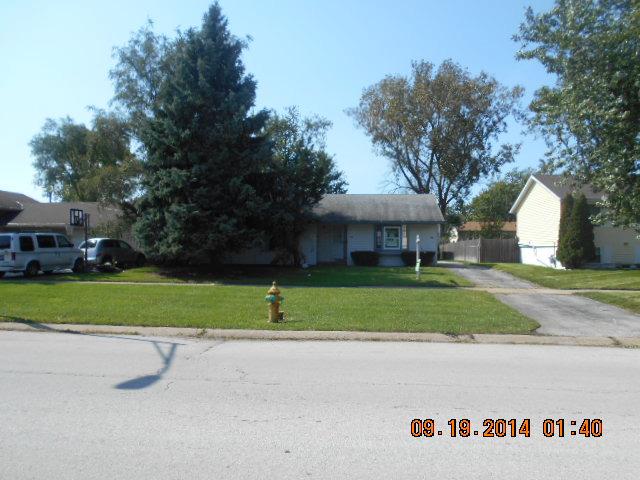 938 Central Ave., Matteson, IL 60443