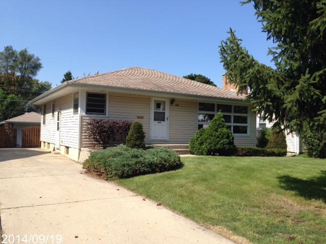 228 S Yale Ave., Addison, IL 60101