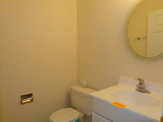 315 Ardmore Ct., Vernon Hills, IL 60061