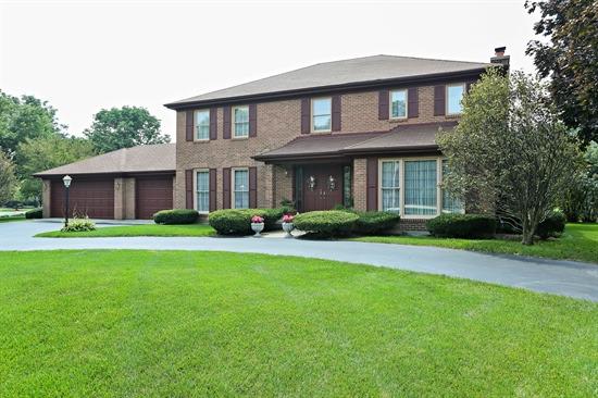 1472 Tomlin Dr., Burr Ridge, IL 60527