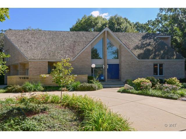 1196 Tall Oaks Ct., Naperville, IL 60540