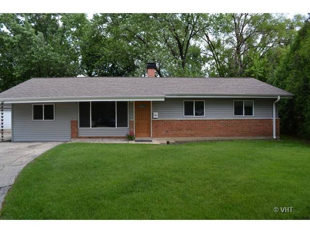 79 Pleasant St., Hoffman Estates, IL 60194