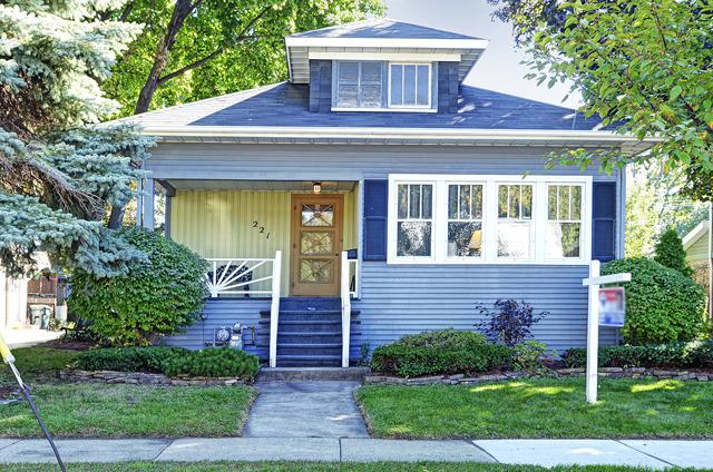 221 S Highland Ave., Arlington Heights, IL 60005