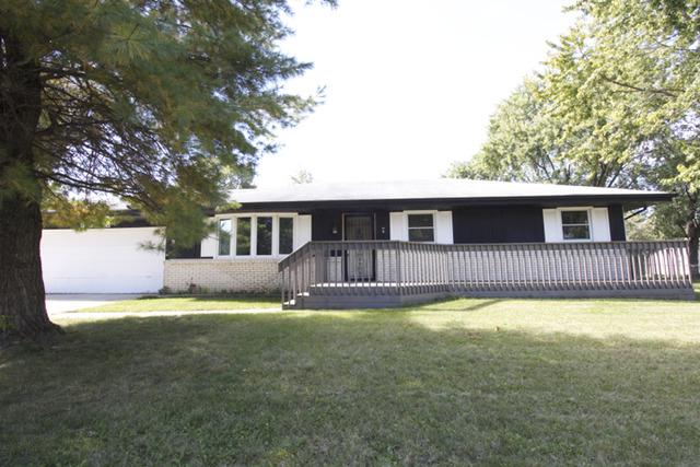 9918 Bluebonnet Dr., Machesney Park, IL 61115