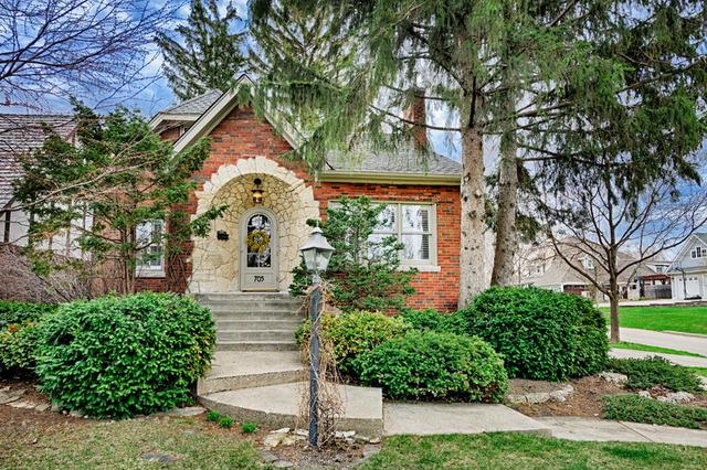 705 Pleasant Ave., Glen Ellyn, IL 60137