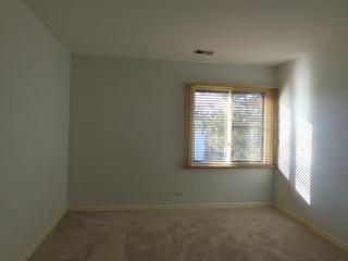 939 Market Ct. #B3, Vernon Hills, IL 60061