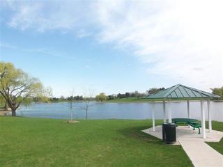 939 Market Ct. #B3, Vernon Hills, IL 60061